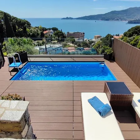 Silvia - Private Pool Semesterbostad Zoagli